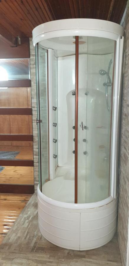 Privilege Suites Nea Kallikrateia Екстериор снимка